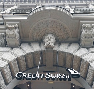 Rynek wątpi w przyszłość Credit Suisse