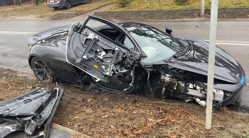 McLaren 720S rozbity w Otwocku