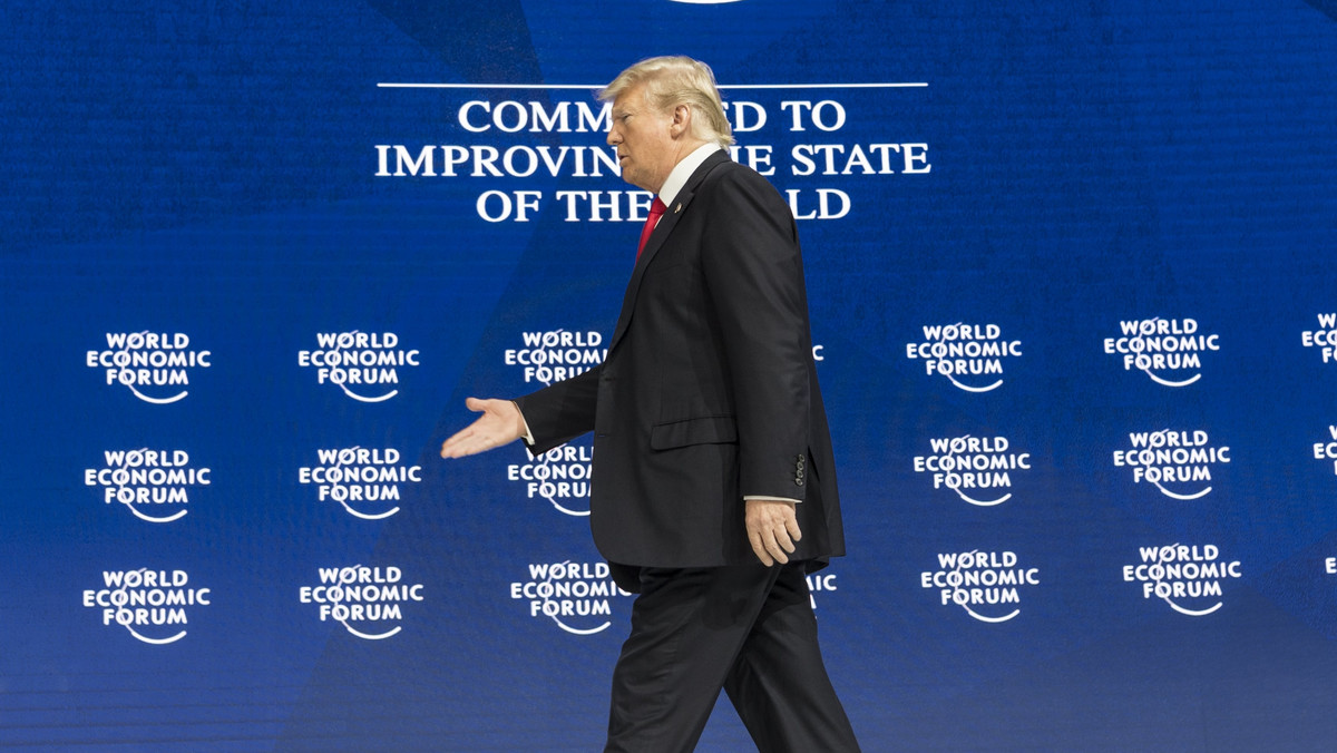 Prezydent USA Donald Trump został wygwizdany podczas konferencji prasowej na Światowym Forum Gospodarczym w Davos. Wcześniej powiedział, że gdy stał się politykiem, zdał sobie sprawę, jak "złośliwa i fałszywa" może być prasa.