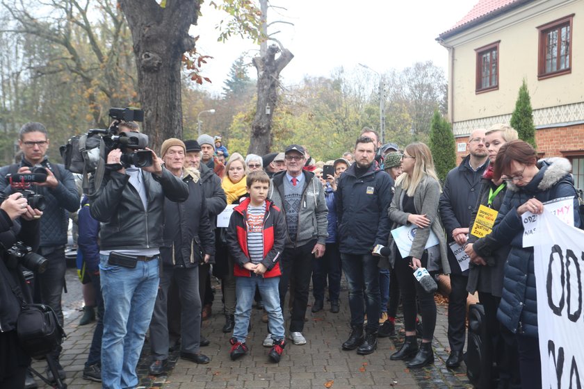 Protest przed kurią w Gdańsku