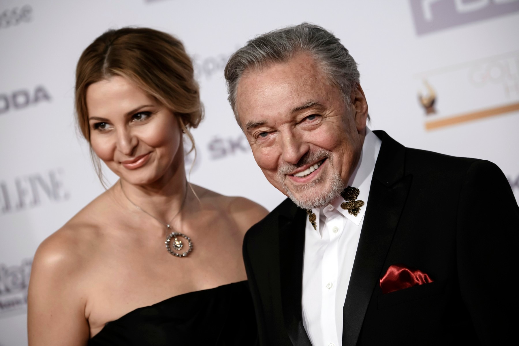 Český spevák Karel Gott s manželkou Ivanou. 