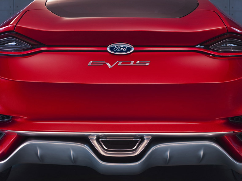 Evos, czyli nowy początek Forda
