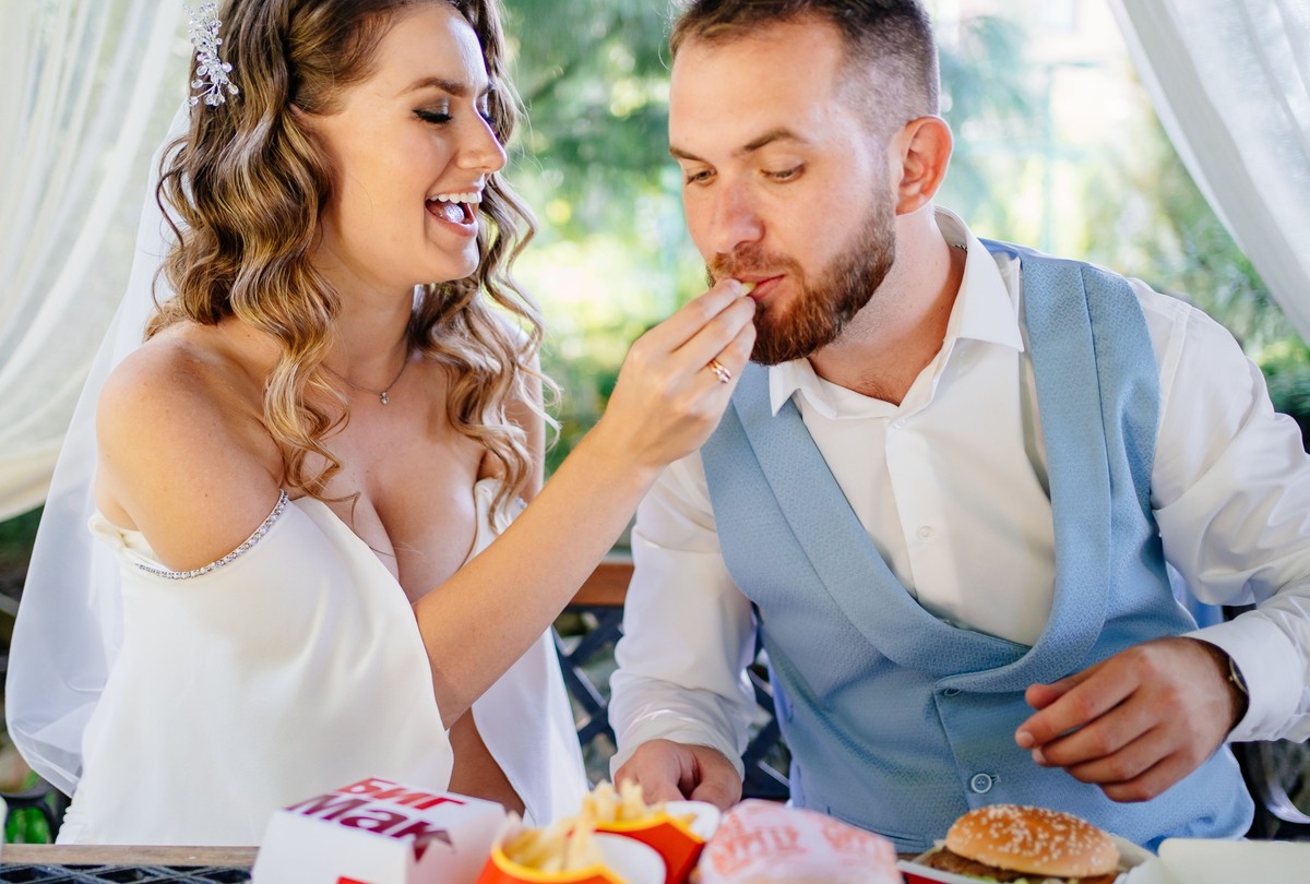 Catering na wesele z McDonald's? W Indonezji...