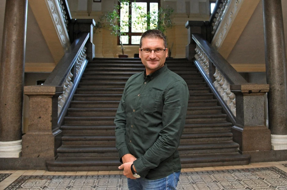 Nenad Gugl već 10 godina predaje srpski jezik i književnosti u Trećoj beogradskoj gimnaziji