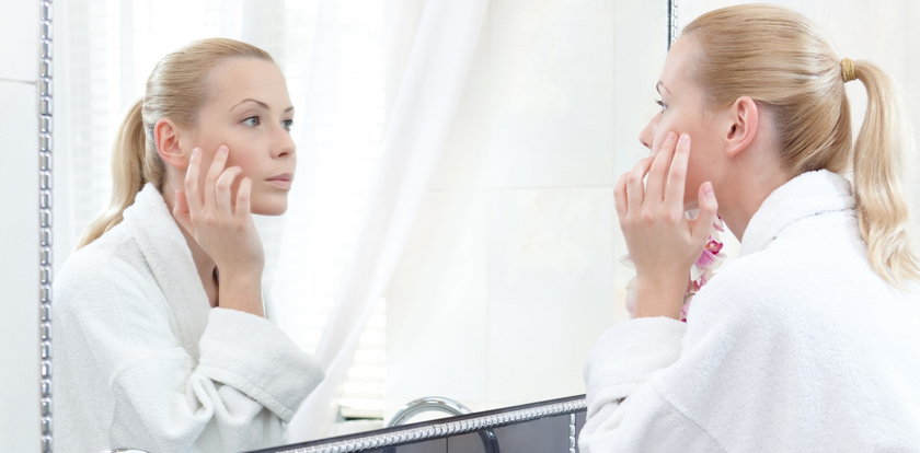 Retinol odmładza, ale trzeba z nim uważać. Nigdy nie łącz go z tymi kosmetykami