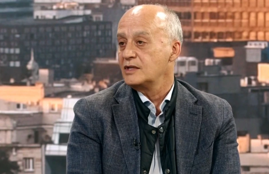 Direktor YUTA, Aleksandar Seničić