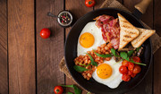 Dietetyczne śniadanie - co warto jeść? Sposoby na lekkie śniadanie