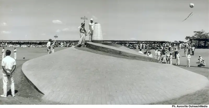 Inauguracja Auroville 