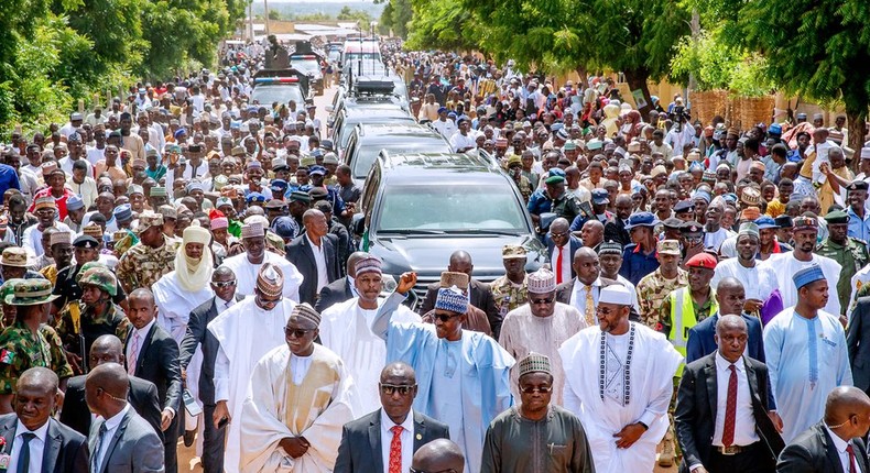 Ex-APC spokesman, Timi Frank, says Buhari's 800 meters walk in Daura does not put food on the tables of Nigerians.