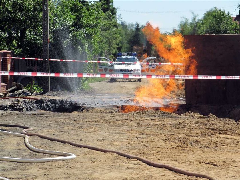 Szok! Słup ognia na ulicy. ZDJĘCIA