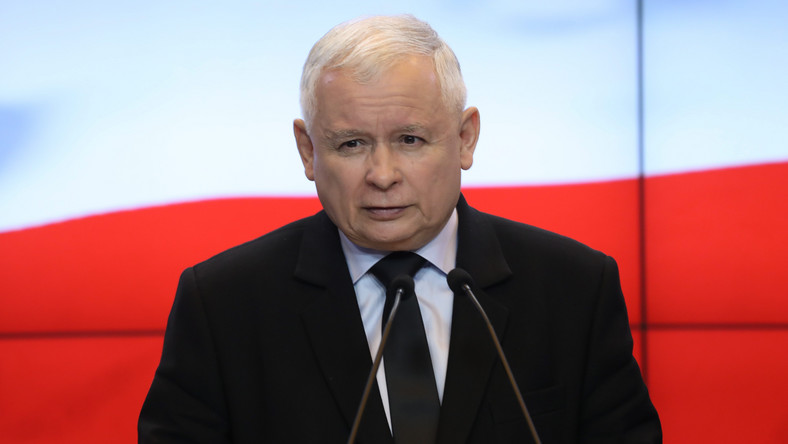 Jarosław Kaczyński: rok temu chciałem podać się do dymisji ...