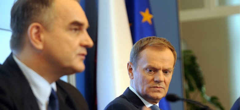 Tusk złagodzi reformę emerytur? Eksperci przerażeni