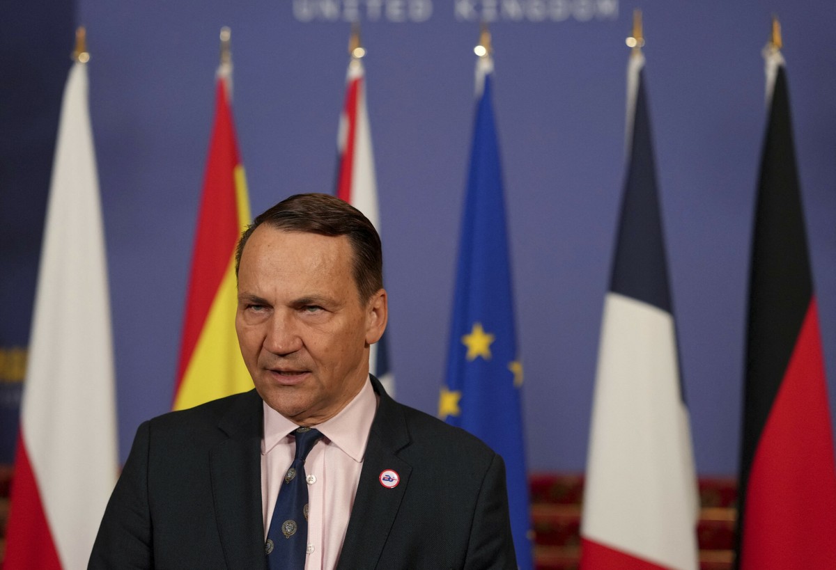 Zamknięcie konsulatu Rosji w Krakowie. Jest kolejny ruch Radosława Sikorskiego
