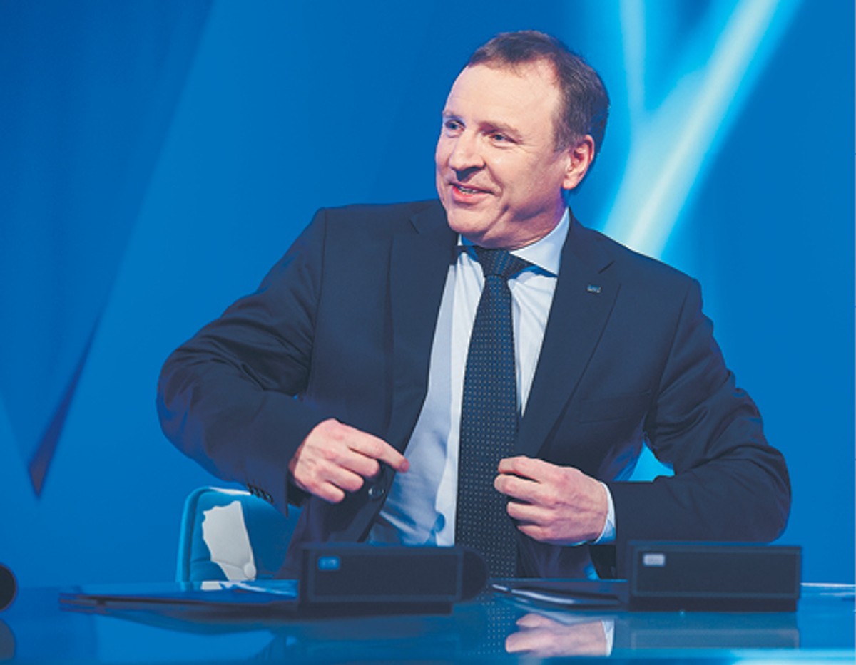 Prezes TVP Jacek Kurski czekał, „aż się konkurenci wykrwawią”