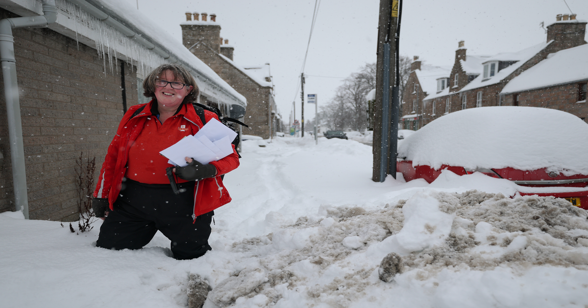 Rare freezing rain warning issued for UK as 30cm of snow forecast | The ...