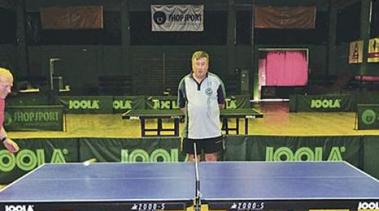 Összecsapnak a pingponglegendák