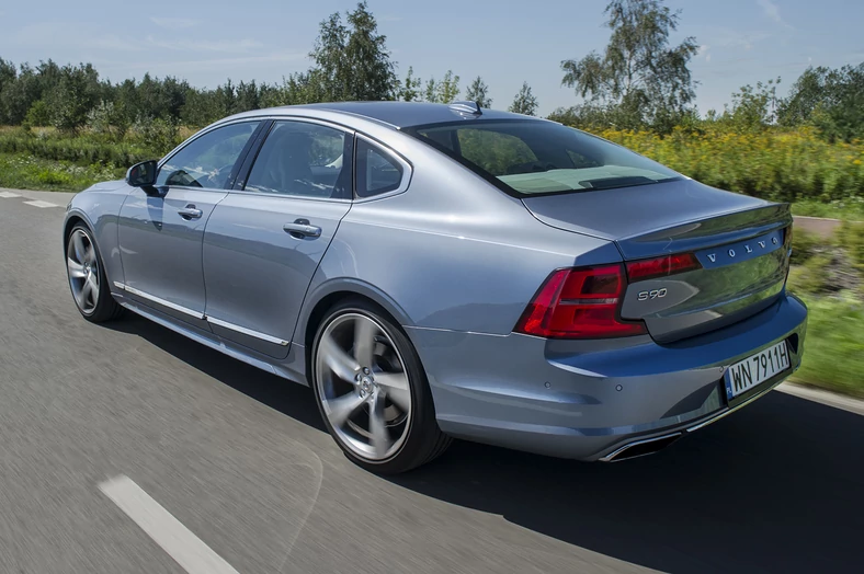 Volvo S90