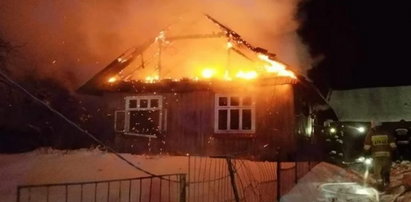 Ogień strawił dom w Szówsku. Makabryczne odkrycie w zgliszczach