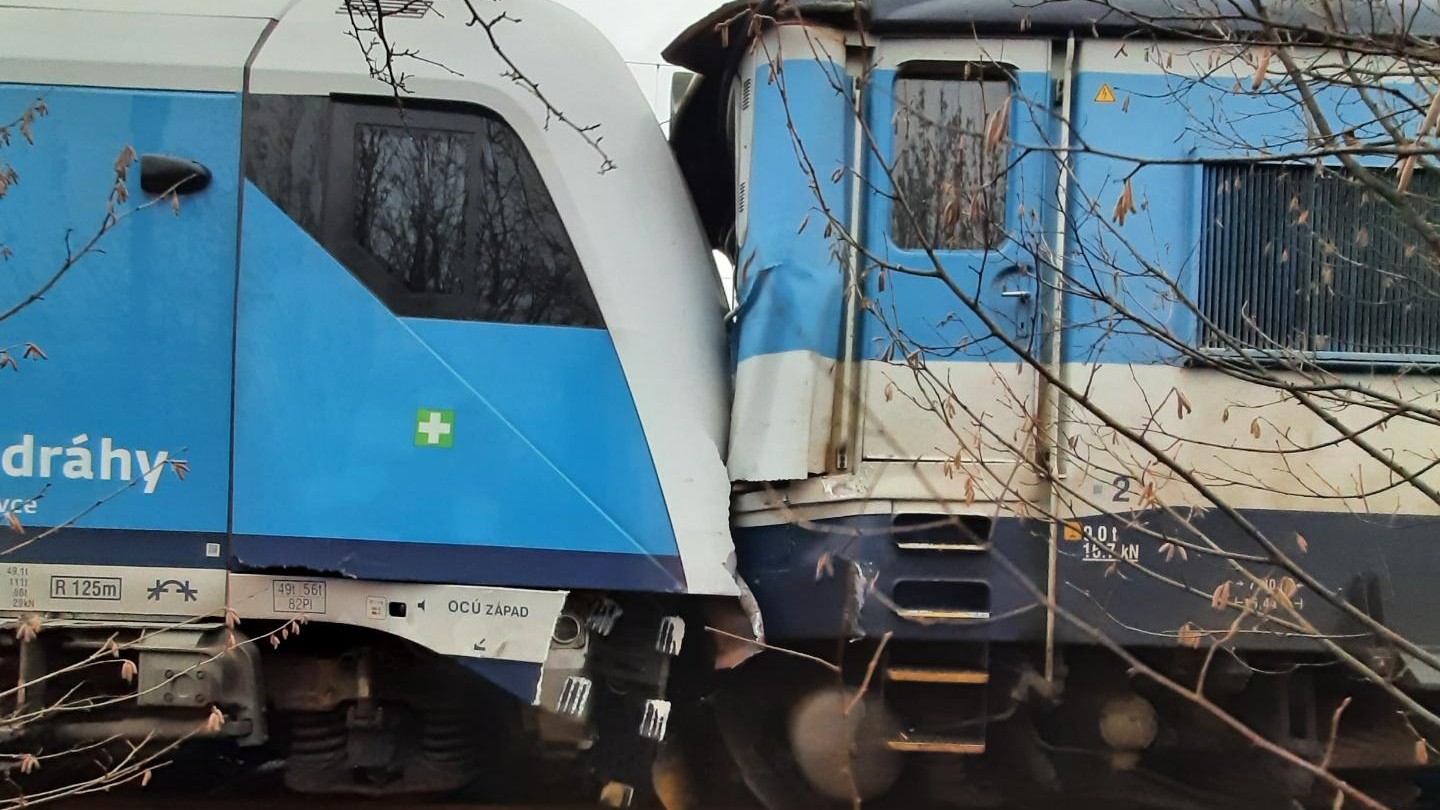 V Česku došlo k zrážke vlakov.