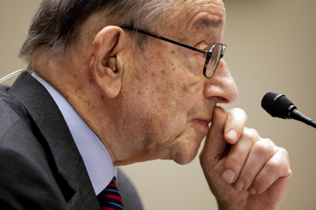 Alan Greenspan podczas wystąpienia przed specjalną komisją Kongresu bronił dokonań Fedu w zakresie ochrony konsumentów.
