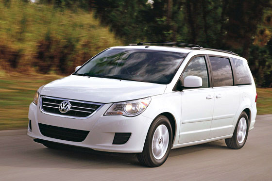 Chicago 2008: Volkswagen Routan z amerykańskimi korzeniami