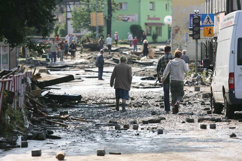 Po wodzie zostały ruiny. Szokujące FOTO z Bogatyni!