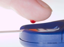 Dopada ludzi w każdym wieku. Co trzeba wiedzieć o cukrzycy