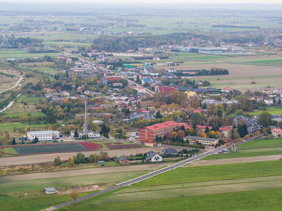 Widok z lotu ptaka na najbogatszą gminę w Polsce