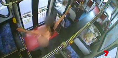 Striptiz w autobusie miejskim! Pasażerka rozebrała się do rosołu