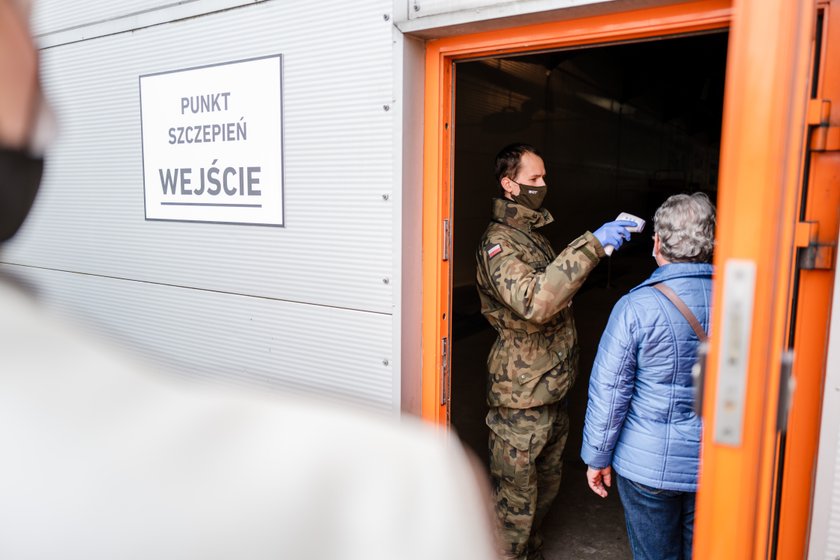 Punkty masowych szczepień przeciwko COVID-19 