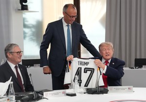 Donald Tramp je dobio dres nemačke reprezentacije od Merca