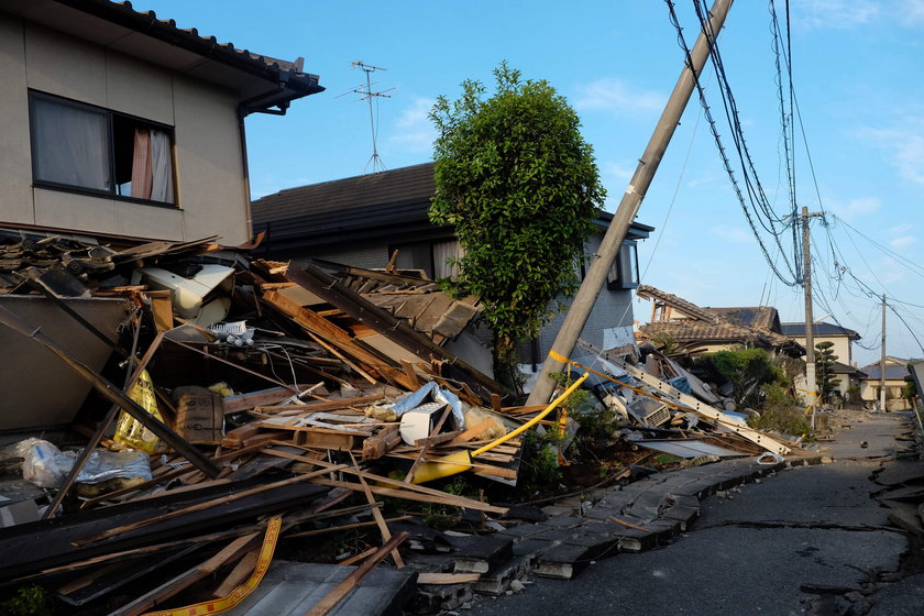 Potężne trzęsienie ziemi w rejonie miasta Kumamoto na południu Japonii