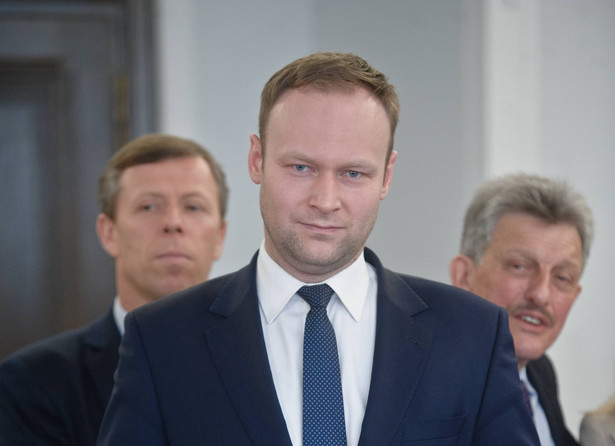 Marcin Mastalerek zapowiedział, że jeśli Bronisław Komorowski nie zgodzi się na dołączenie pytań postulowanych przez PiS to zostanie o to poproszony Andrzej Duda