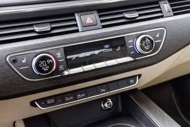 Nowe Audi A4 (B9) ma wszystko, czego potrzebuje fan nowoczesnych  technologii w samochodzie