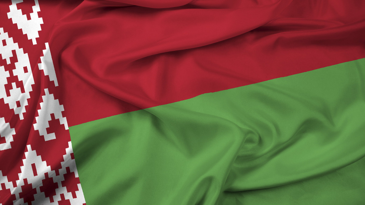 Władze Białorusi oświadczyły dzisiaj, że mają nadzieję, że Unia Europejska w jak najkrótszym czasie zniesie wszystkie sankcje i ograniczenia wobec Mińska. Tego dnia UE zawiesiła na cztery miesiące sankcje wobec członków władz Białorusi.
