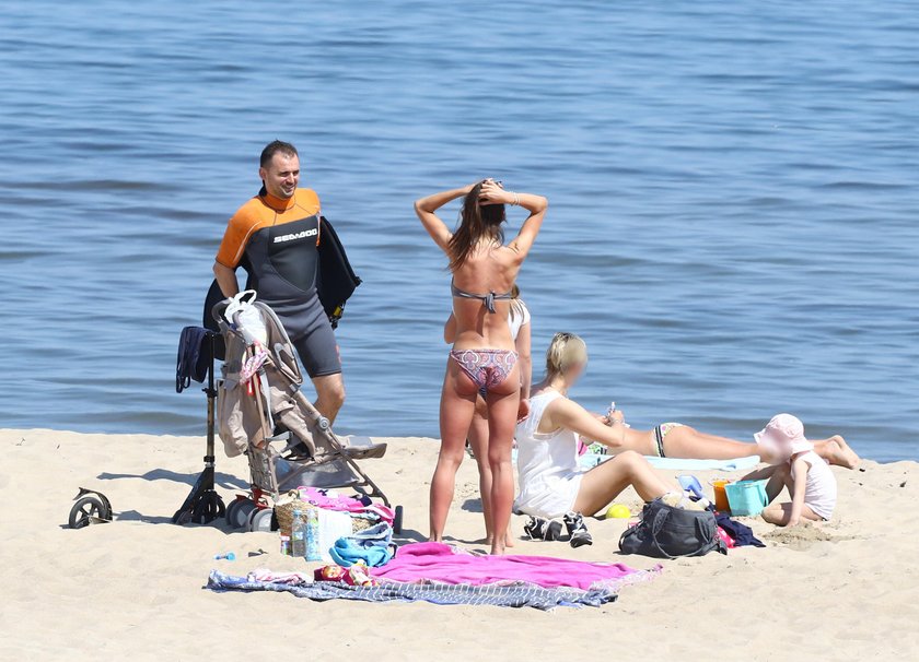 Marta Kaczyńska z byłym mężem na plaży