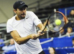 Kubot nie dał rady Ferrerowi. Pożegnał się z turniejem w Acapulco