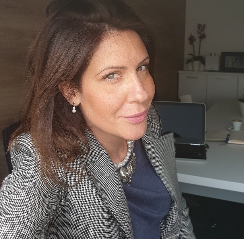 Larina karijera je zbog njenog truda i zalaganja išla uzlaznom putanjom