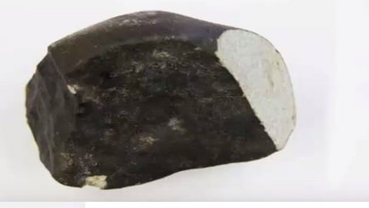 Négy és fél milliárd éves meteoritot találtak Hollandiában