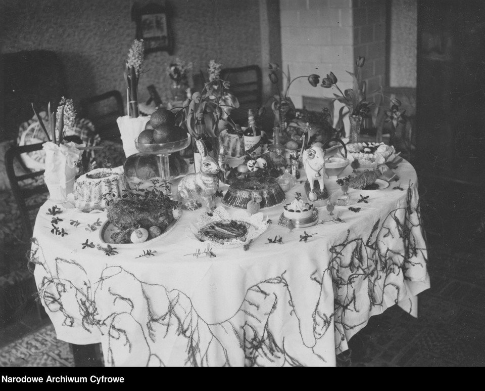 Dekoracja stołu wielkanocnego, 1938 r.