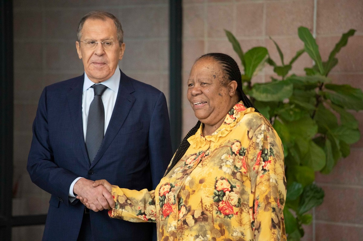 Siergiej Ławrow i Naledi Pandor