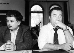 Od 'męża Kaczyńskiego' do pałowania związkowców. Nadszarpnięta legenda Lecha Wałęsy. ZDJĘCIA