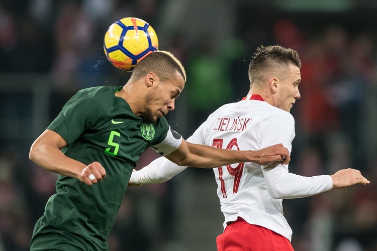 Piotr Zieliński (P) i William Ekong (L)