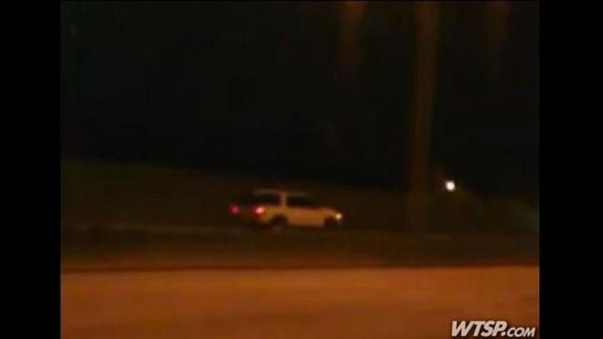 Automobil Olivije Kalbert vozi u suprotnom smeru, na snimku koji je putnica napravila mobilnim telefonom