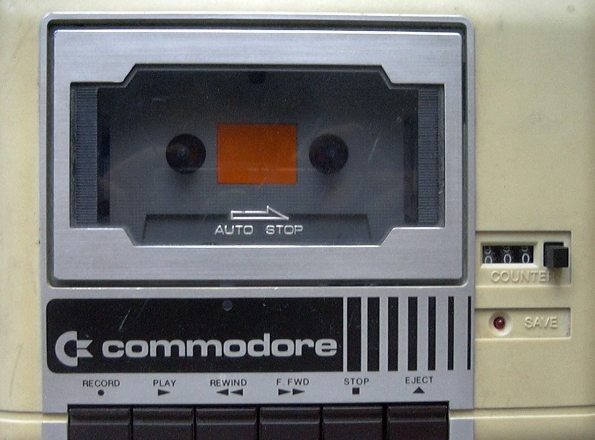 Commodore wraca, dołącza do parady netbooków