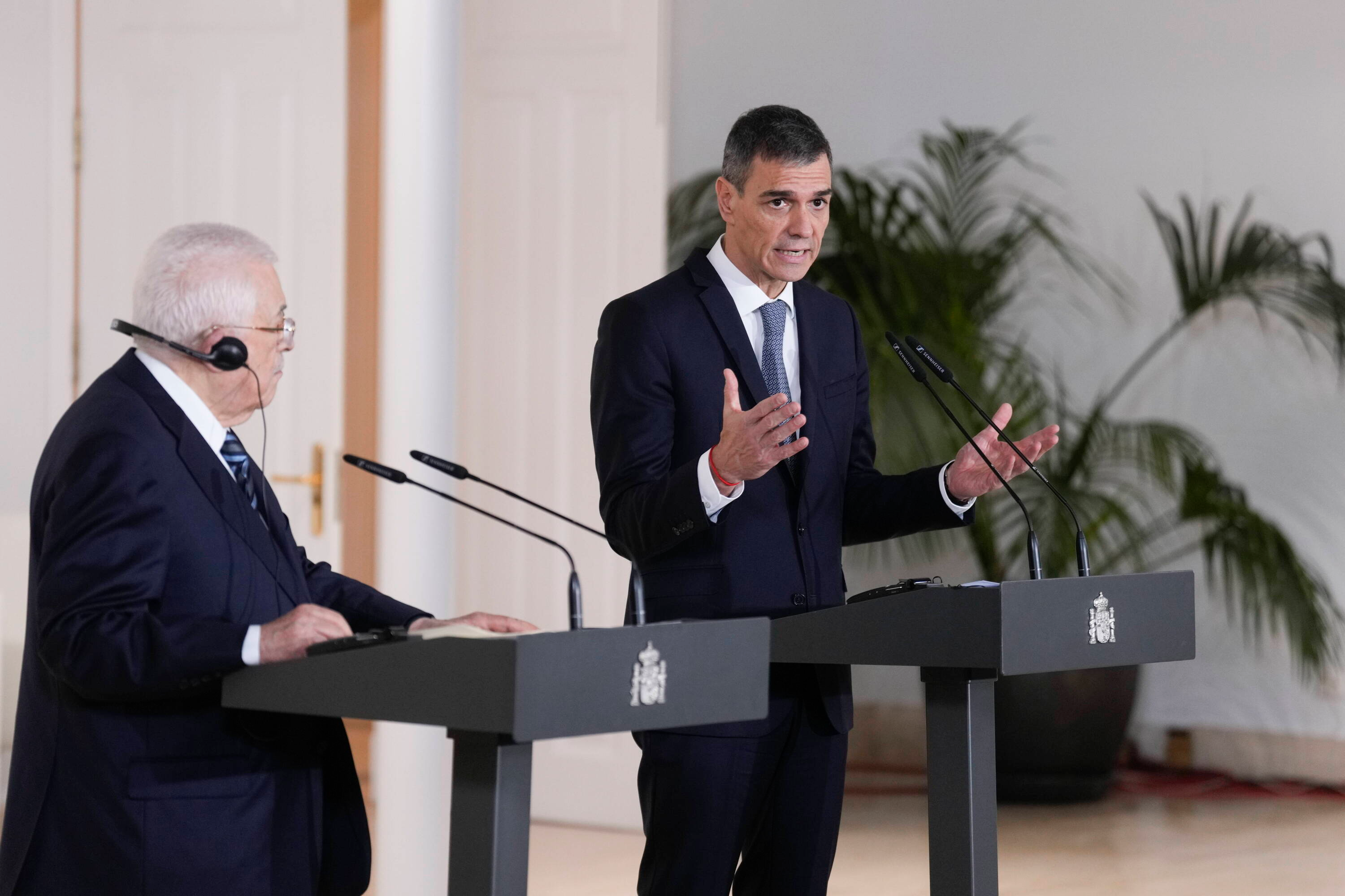 Abbas w Madrycie: Hiszpania rozwiązała kontrakty zbrojeniowe z Izraelem