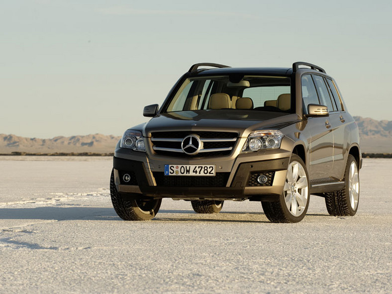 Mercedes-Benz GLK: przetestowany w Namibii (fotogaleria + informacje)