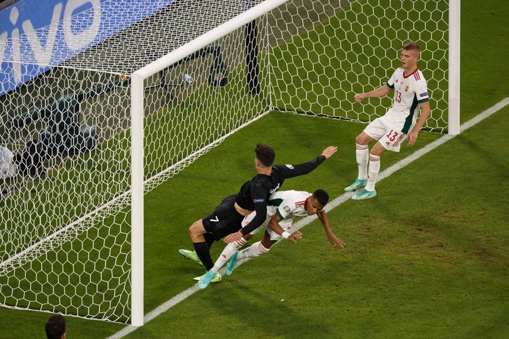 Az a szerencsétlen hiba vezetett a német egyenlítéshez. / Fotó: Getty Images