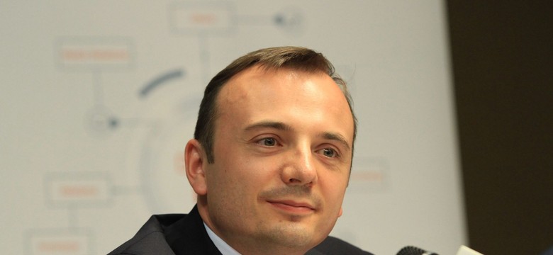 PKW upomina byłego posła: Agitację można prowadzić dopiero po ogłoszeniu wyborów. Polityk: To atak na zlecenie PiS