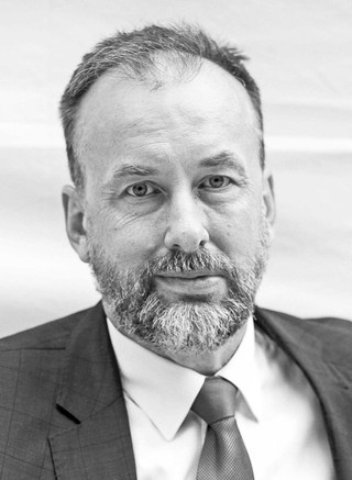 Maciej Urbanowski, historyk literatury polskiej, profesor nauk humanistycznych, nauczyciel akademicki Uniwersytetu Jagiellońskiego